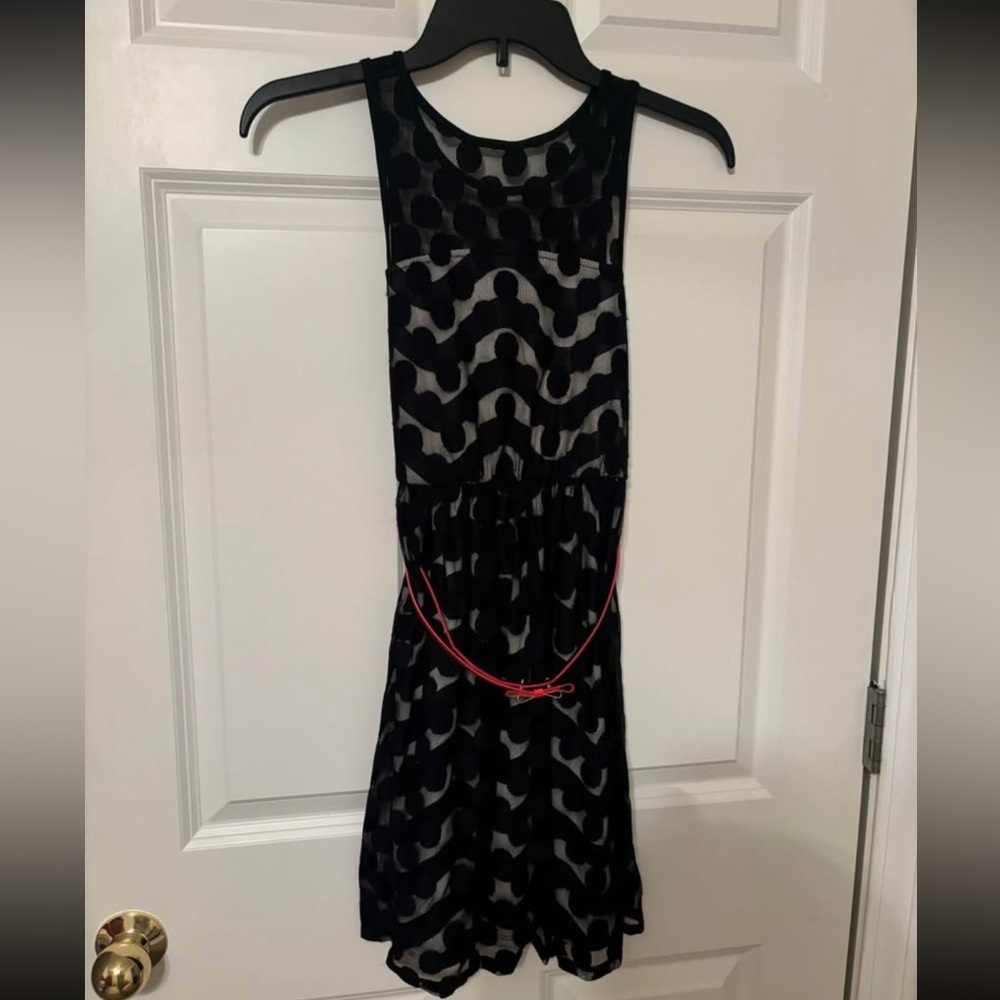 girls black dress